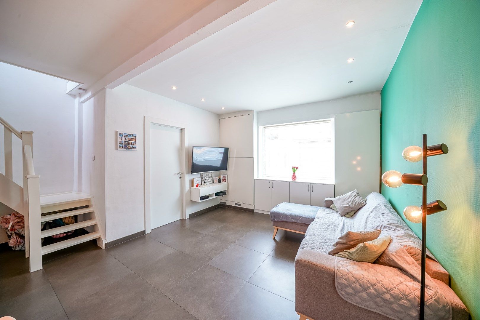 Instapklare rijwoning met 3 slaapkamers in centrum Oudenburg foto 3