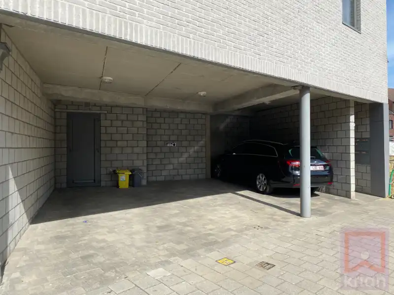 Dakapp met private parkeerplaats centrum Geel! foto 2