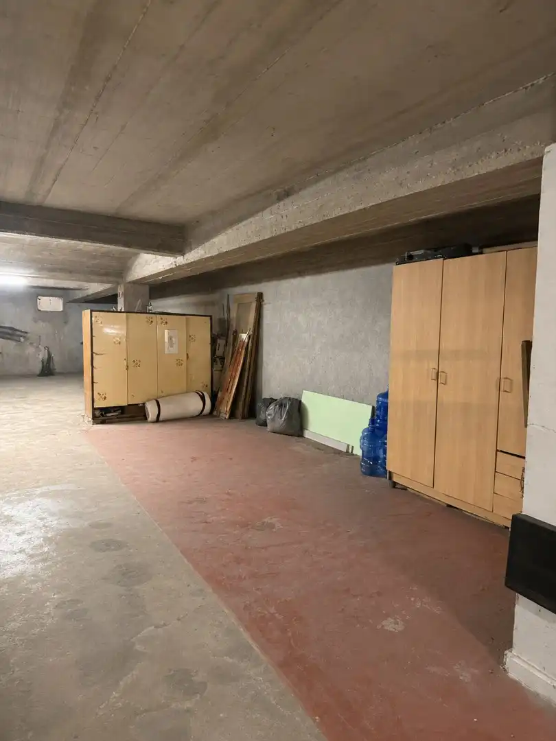 Ruim appartement met 2 slaapkamers en inpandige parking foto 12