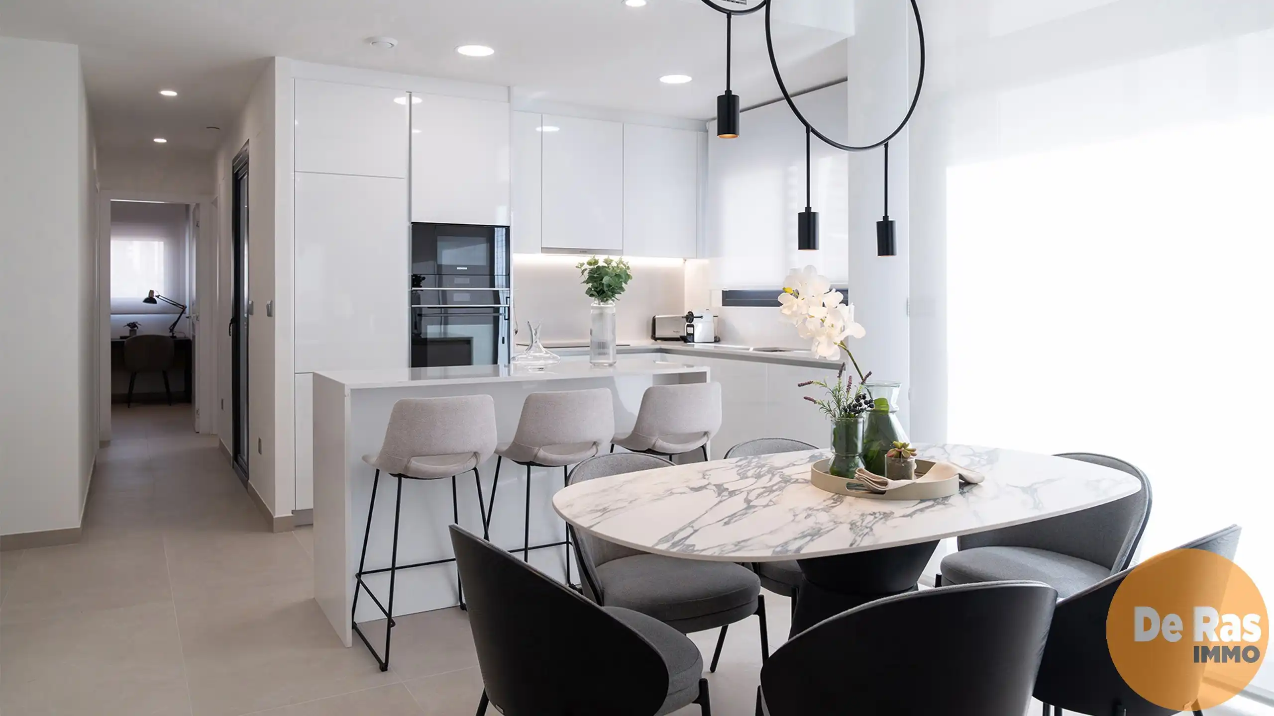 SPANJE - Appartement op slechts 50 meter van zee foto 11