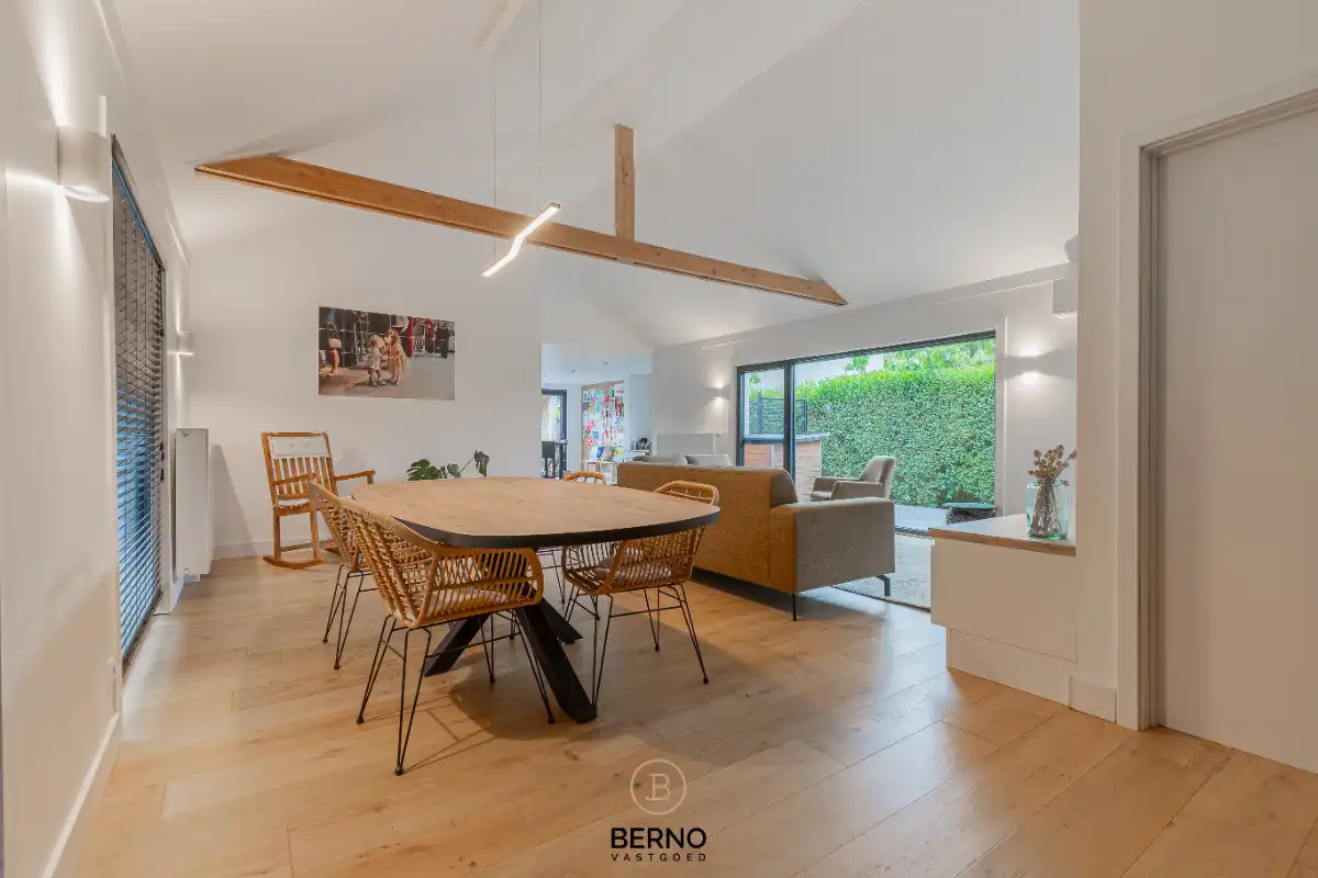 Recent gerenoveerde landelijke woning met uitzonderlijke tuin op 1.856 m² foto 3