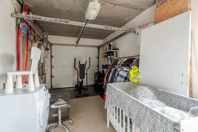 Energiezuinige halfopen woning met 3 slaapkamers. foto 45