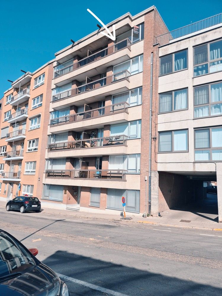 Mooi appartement met 2 slaapkamers op topligging! foto {{pictureIndex}}