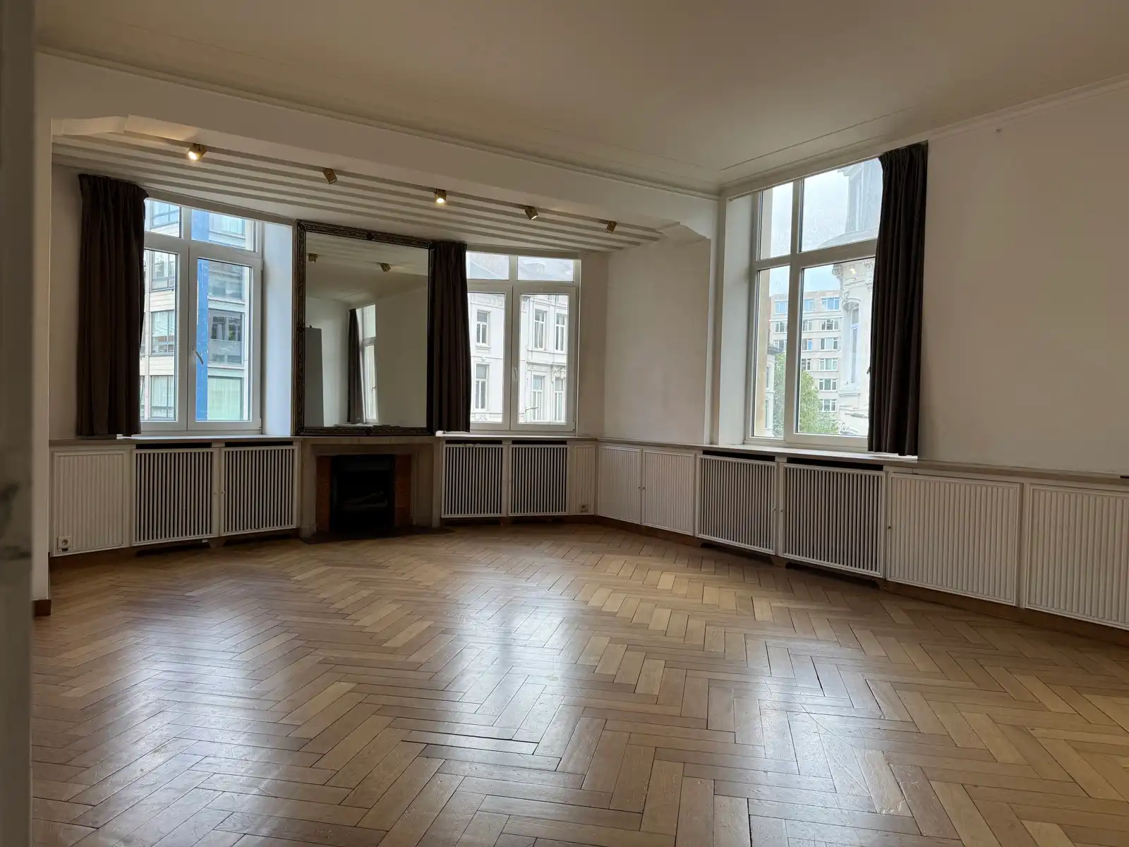 Ruime lichtrijke studentenkamer 42m² foto 10