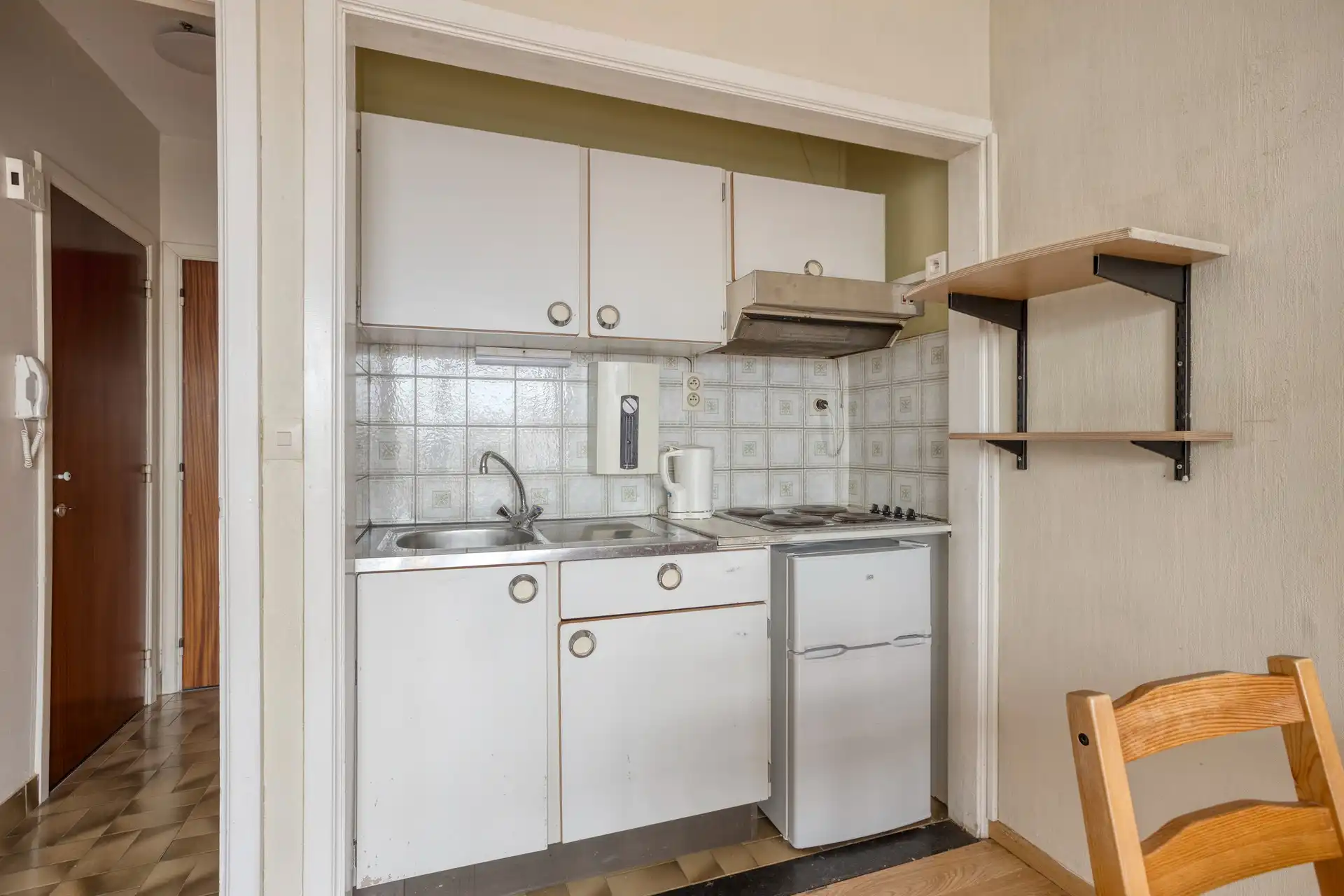 Gemeubelde studio foto 6