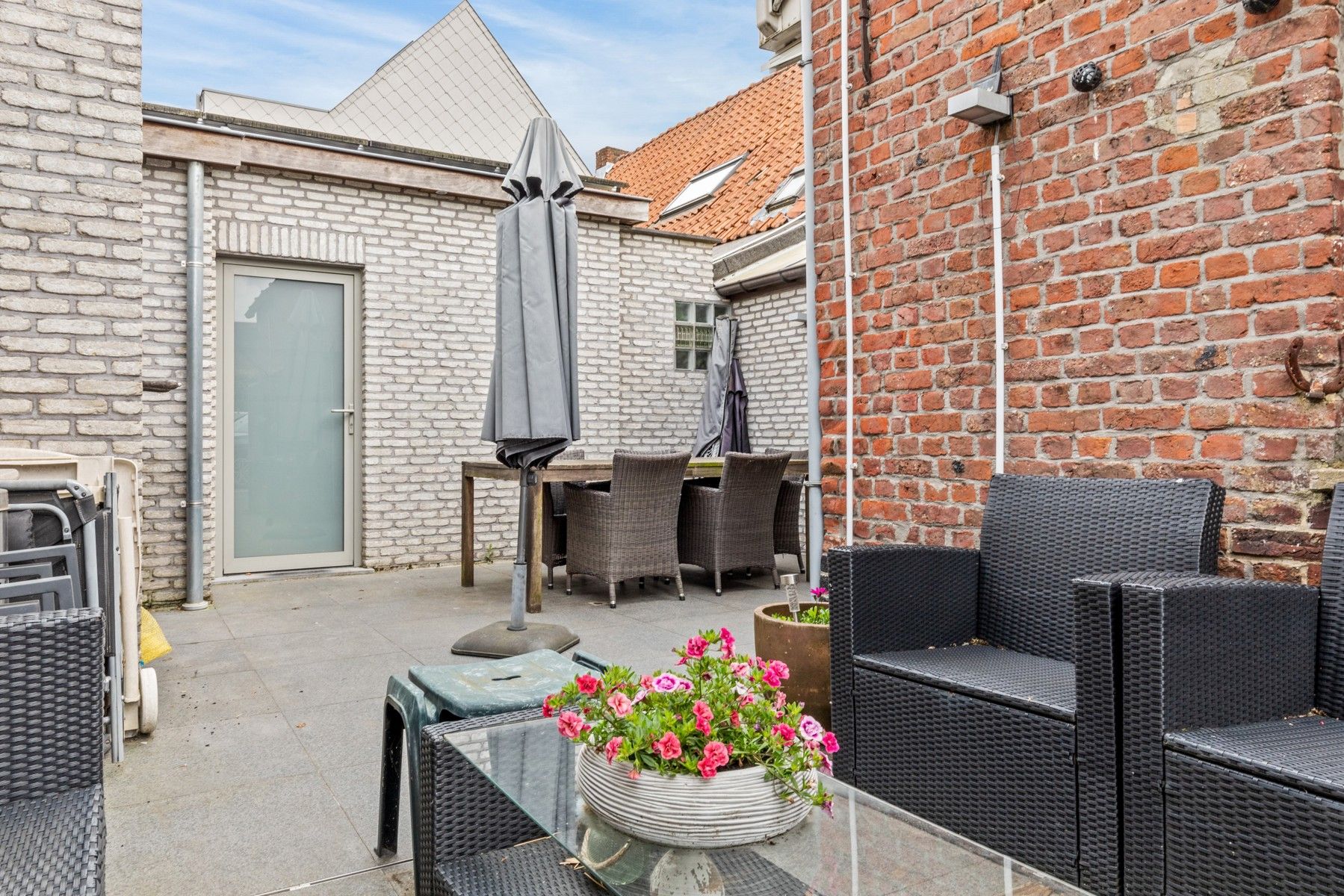 Leuke woning met commerciële mogelijkheden. foto 19