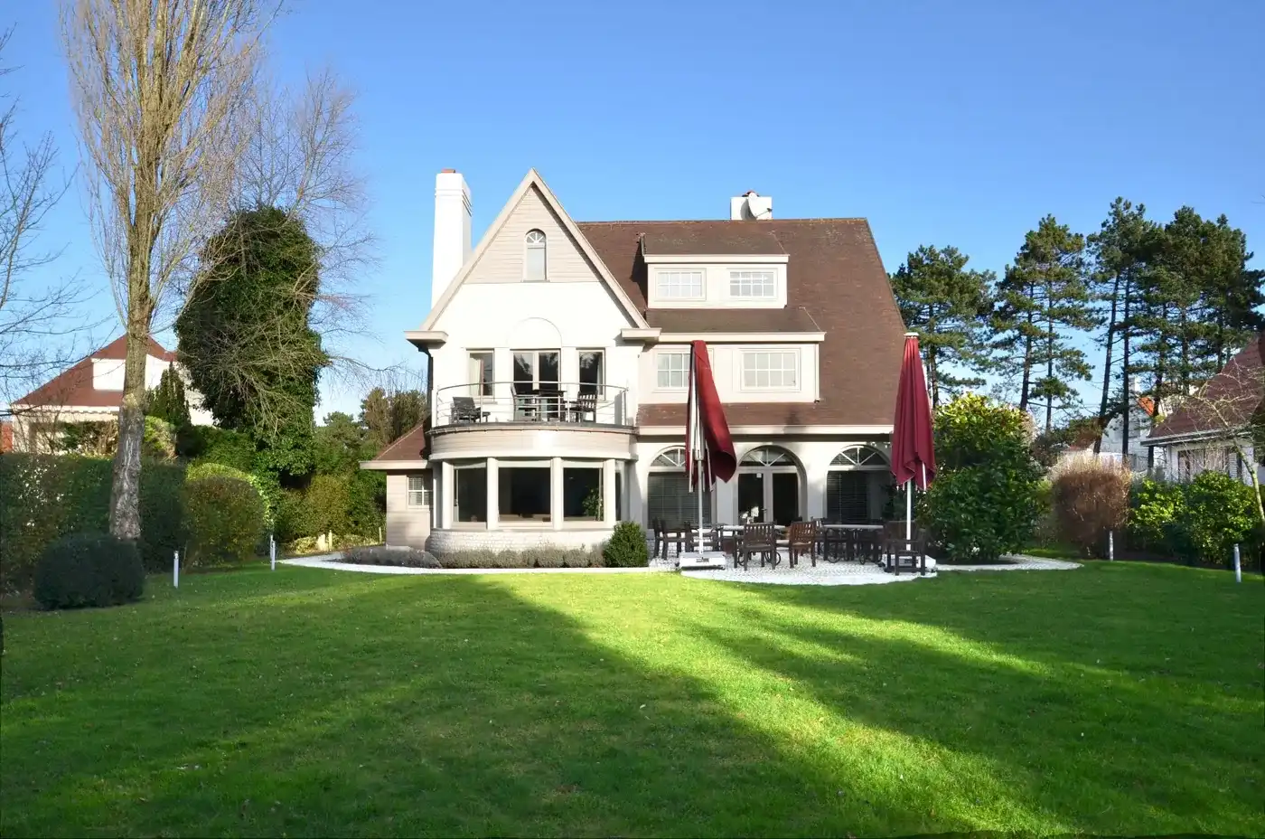 Villa op een uitzonderlijk perceel, triple A-locatie in het Zoute foto 2