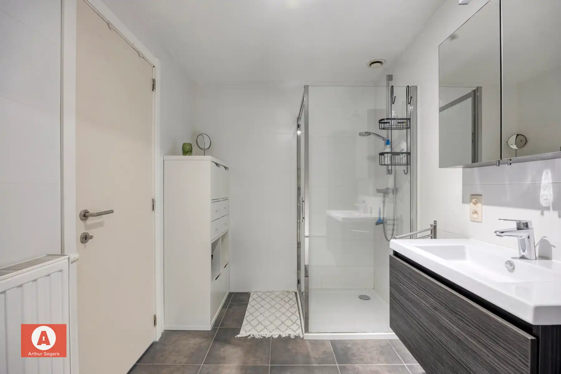 Energiezuinig appartement + autostaanplaats + kelder-berging foto 18