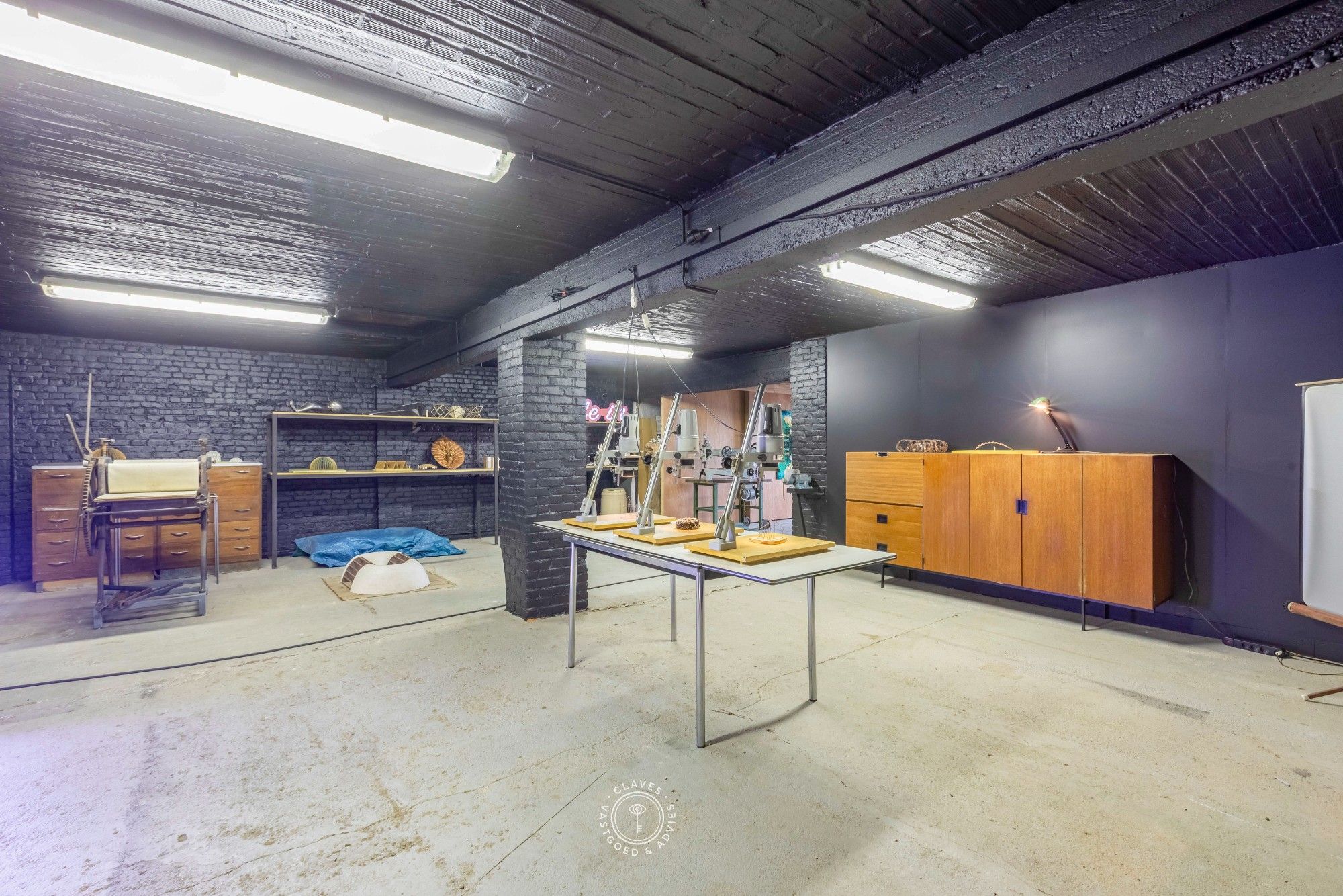 Multifunctioneel woonhuis met magazijn/kantoor en tuin foto 19