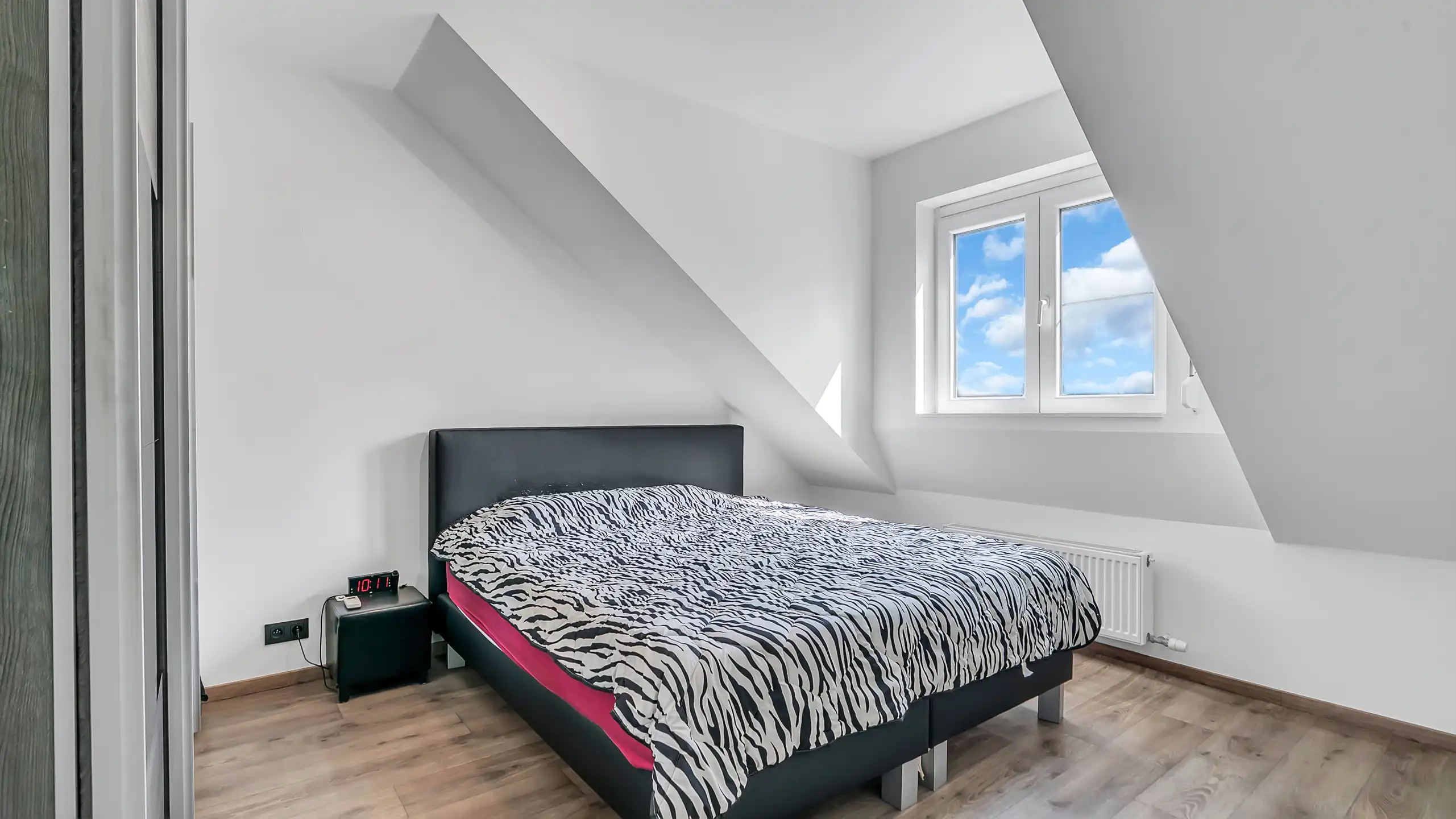 Unieke combinatie van wonen, ondernemen en investeren. foto 16