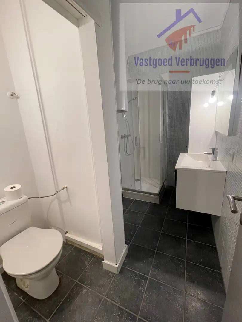 Centraal gelegen energiezuinig appartement met 2 slpk foto 6