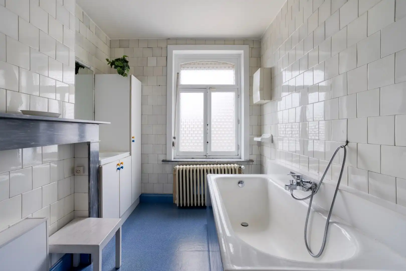 Eclectisch burgerhuis met landelijke verzichten op 2659 m² in centrum Kuurne. foto 19