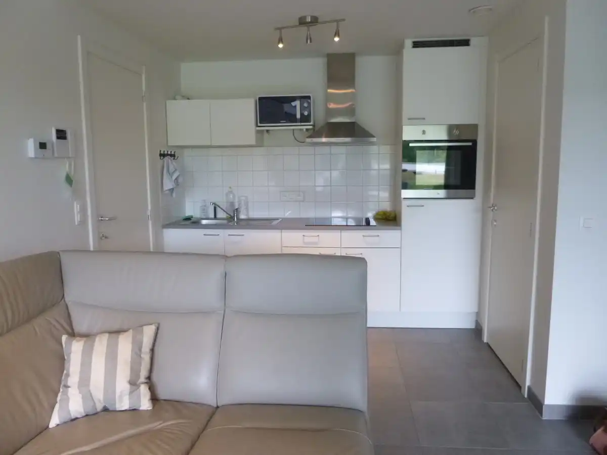 Toffe  studio MET APARTE SLPK +  terras en tuin foto 4