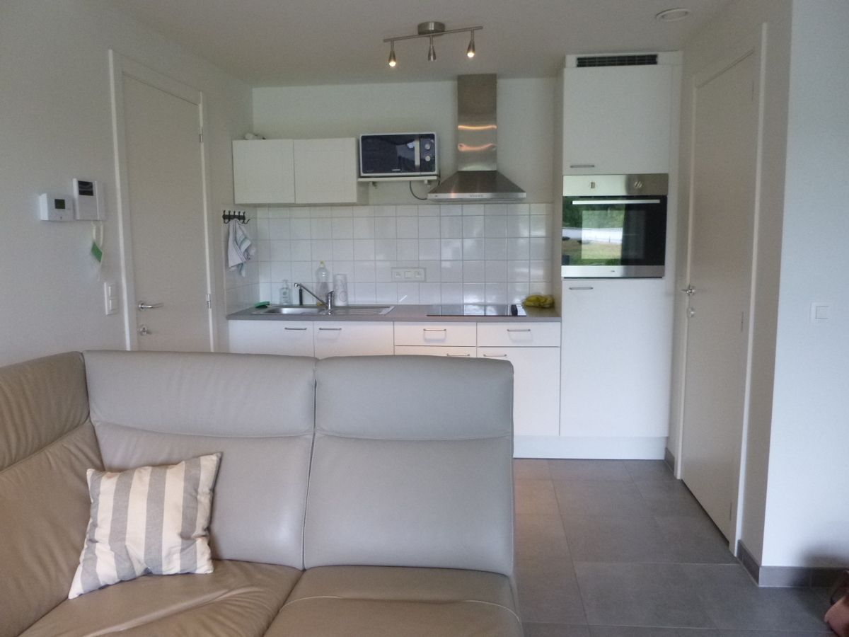 Toffe  studio MET APARTE SLPK +  terras en tuin foto 4