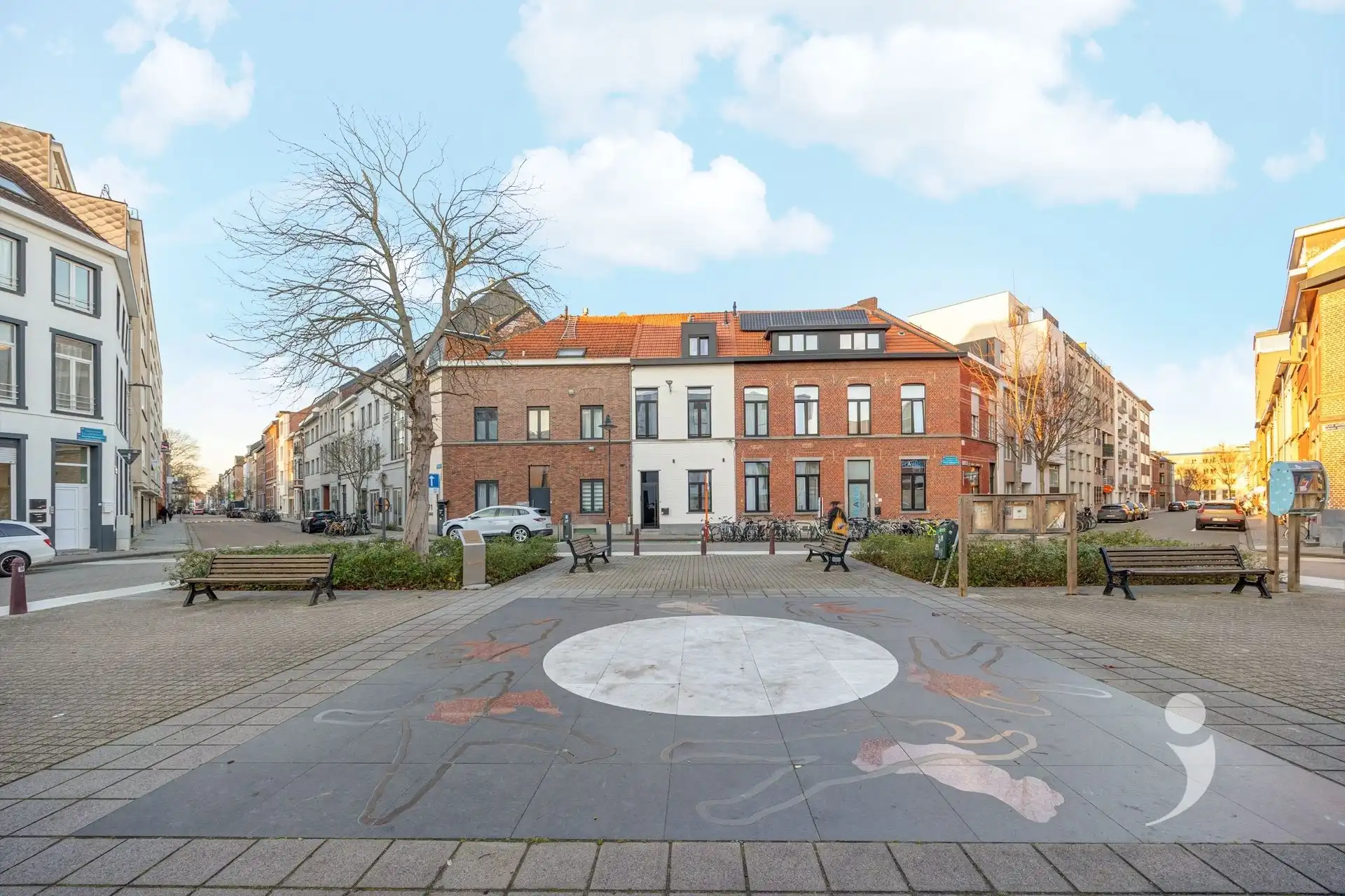 Opbrengsteigendom met 5 gerenoveerde studentenkamers foto 5