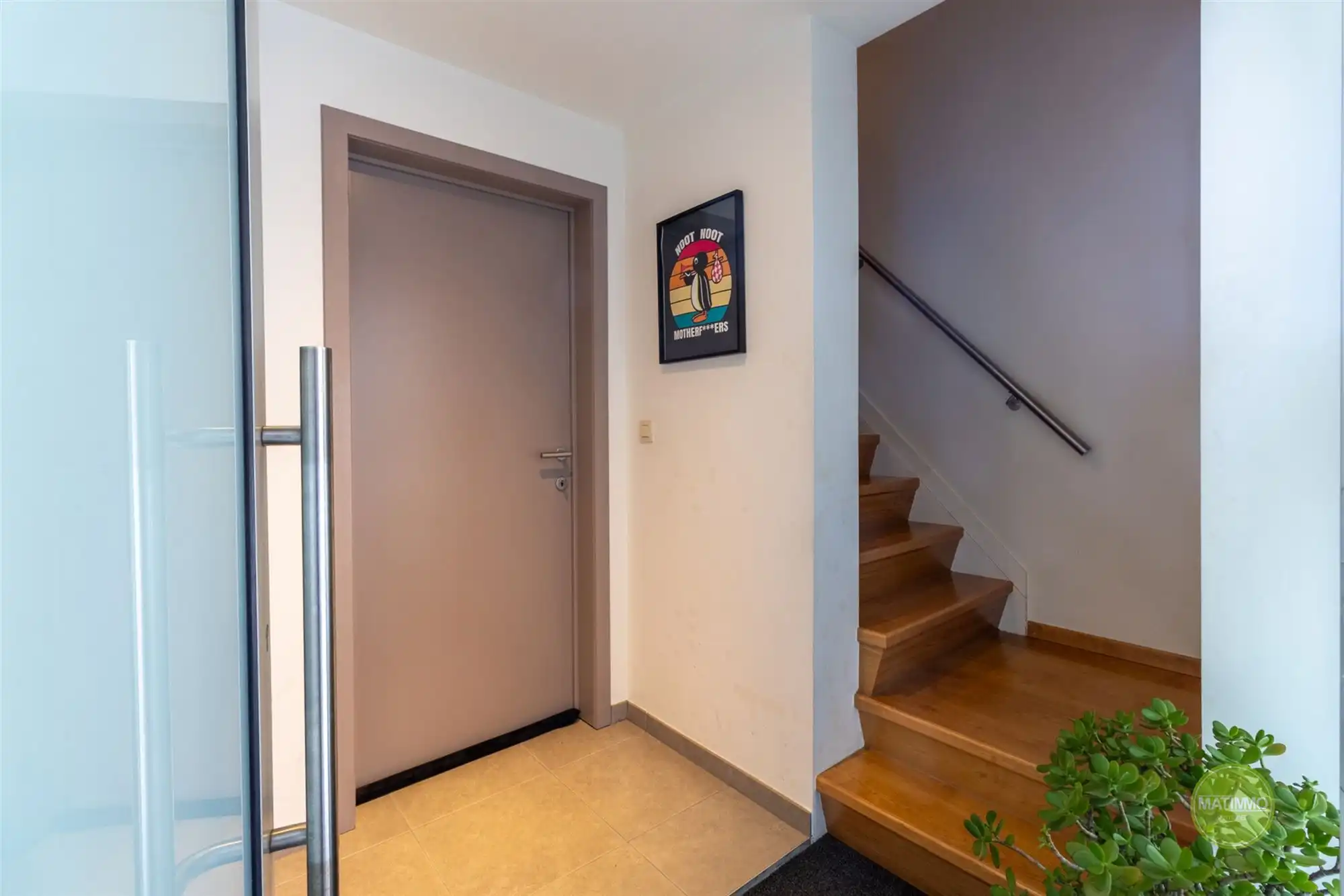 Instapklaar gerenoveerd appartement met ruim terras in Balen foto 16