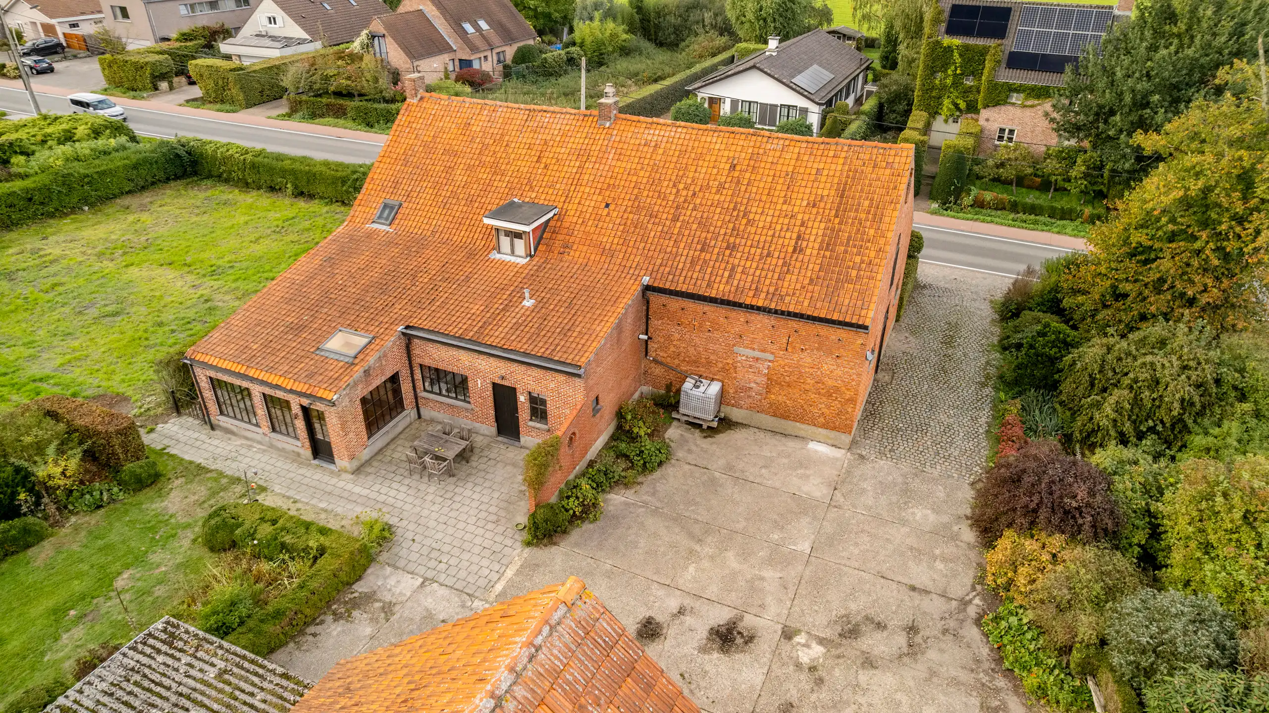 Karaktervolle boerderij met bijgebouw en schuur, met flexibele aankoopmogelijkheden tot ca. 3,57 ha foto 8