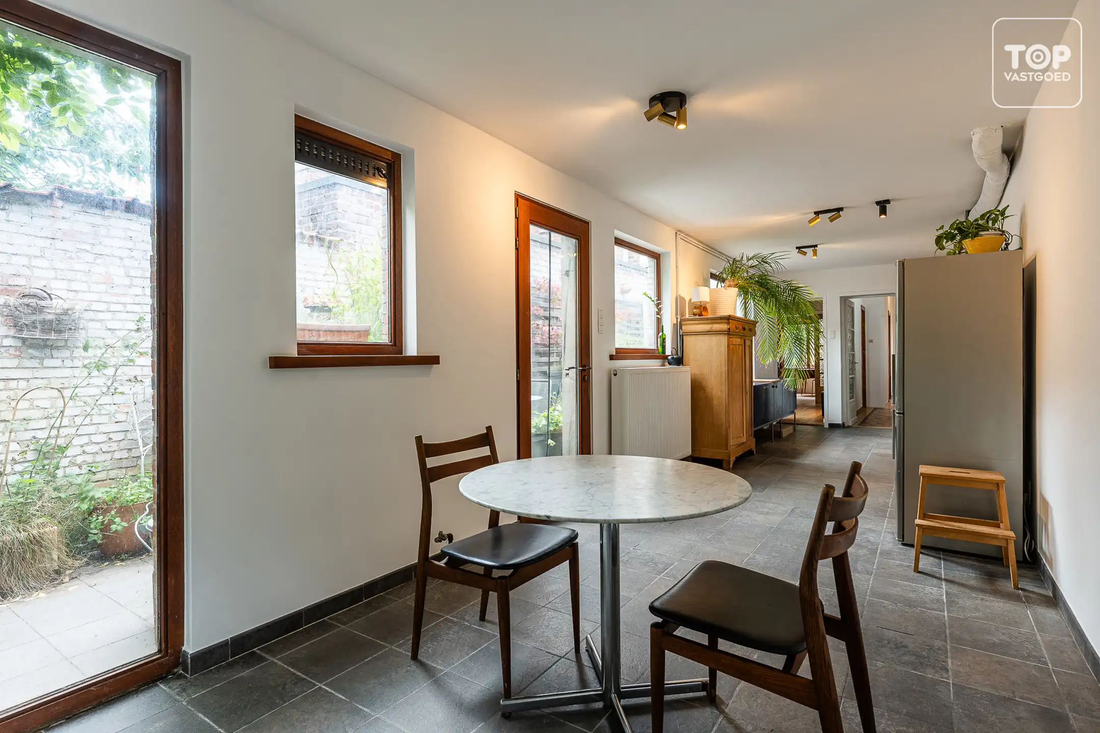 Lichtrijke woning met prachtige tuin op rustige ligging foto 9