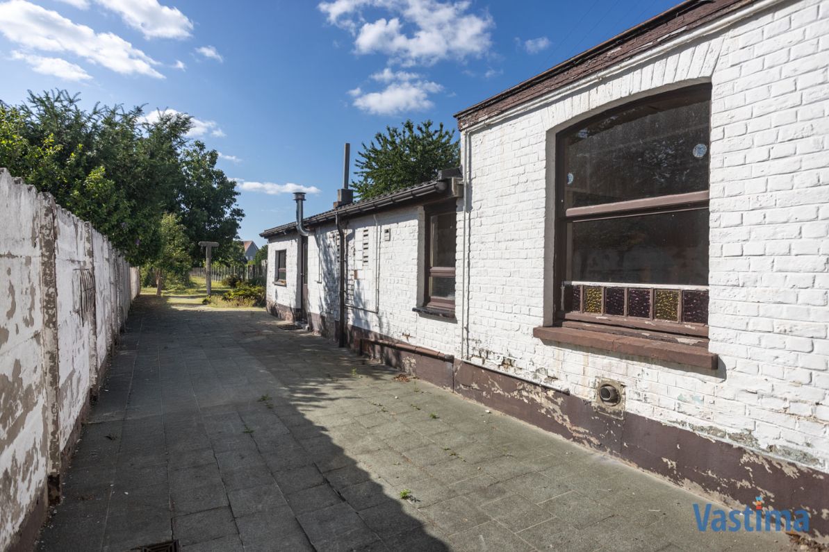 Renovatiewoning met aanpalende bouwgrond nabij centrum Erembodegem foto 22