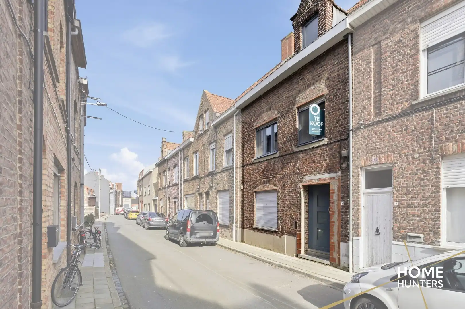 Karaktervolle renovatiekans op topligging in Ieper – 4 slaapkamers, ruime tuin en garage met achteruitgang foto 4