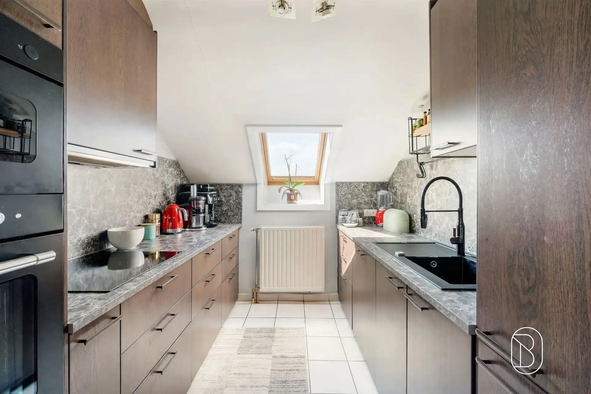 Instapklaar vernieuwd appartement nabij de Gavers foto 2