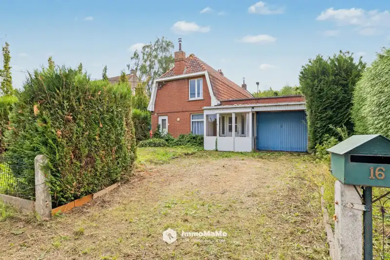 Hoofdfoto van de publicatie: TOTAALRENOVATIE MET VEEL POTENTIEEL TE KOOP IN LOCHRISTI