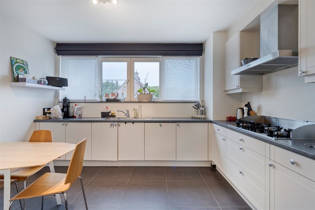 Instapklaar triplex appartement met 3 slaapkamers foto 6