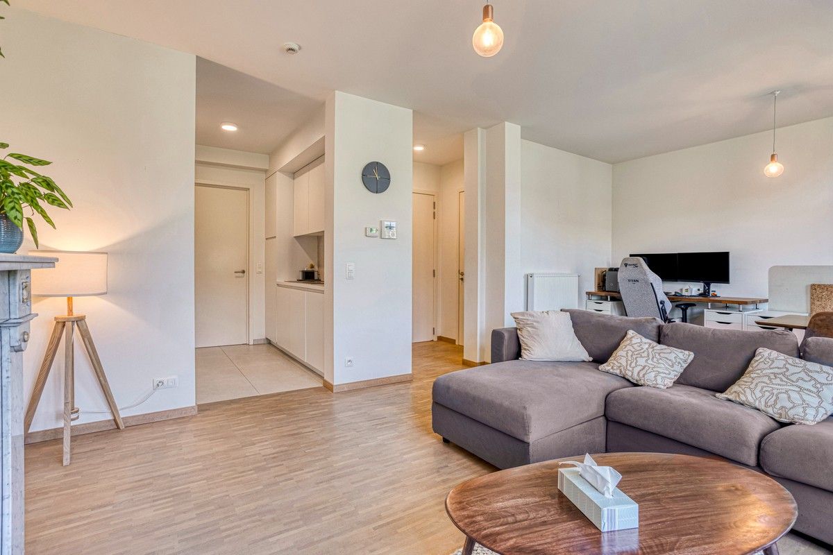 Vernieuwd 1-slaapkamerappartement aan het Sint-Pietersstation foto 8