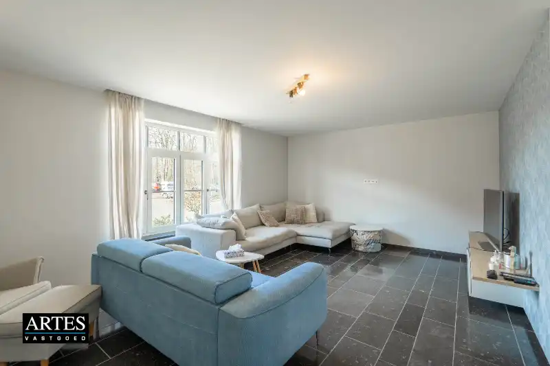 Karaktervolle woning met moderne luxe foto 13