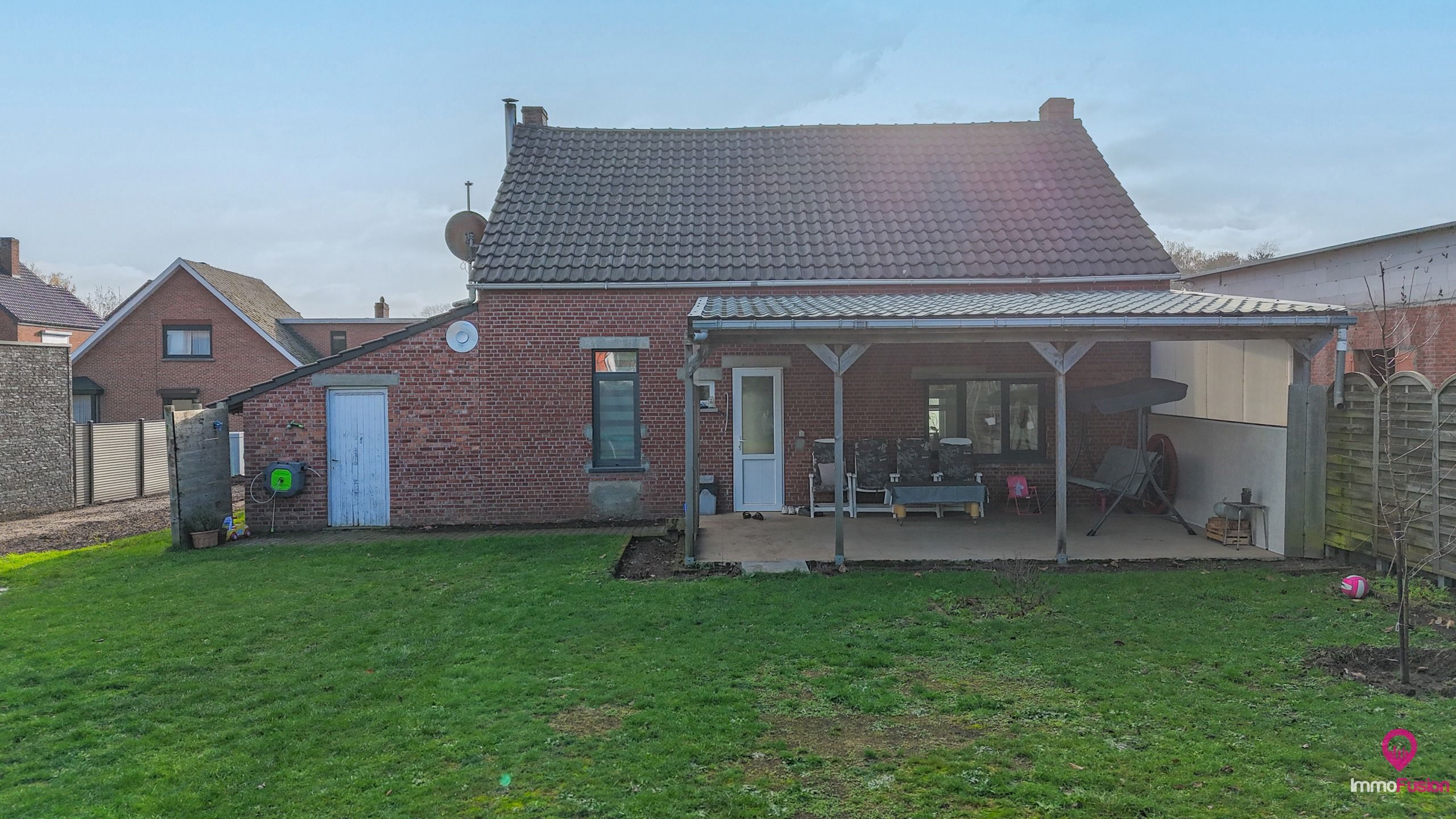 Instapklare vrijstaande woning met grote tuin in Berkenbos! foto 42