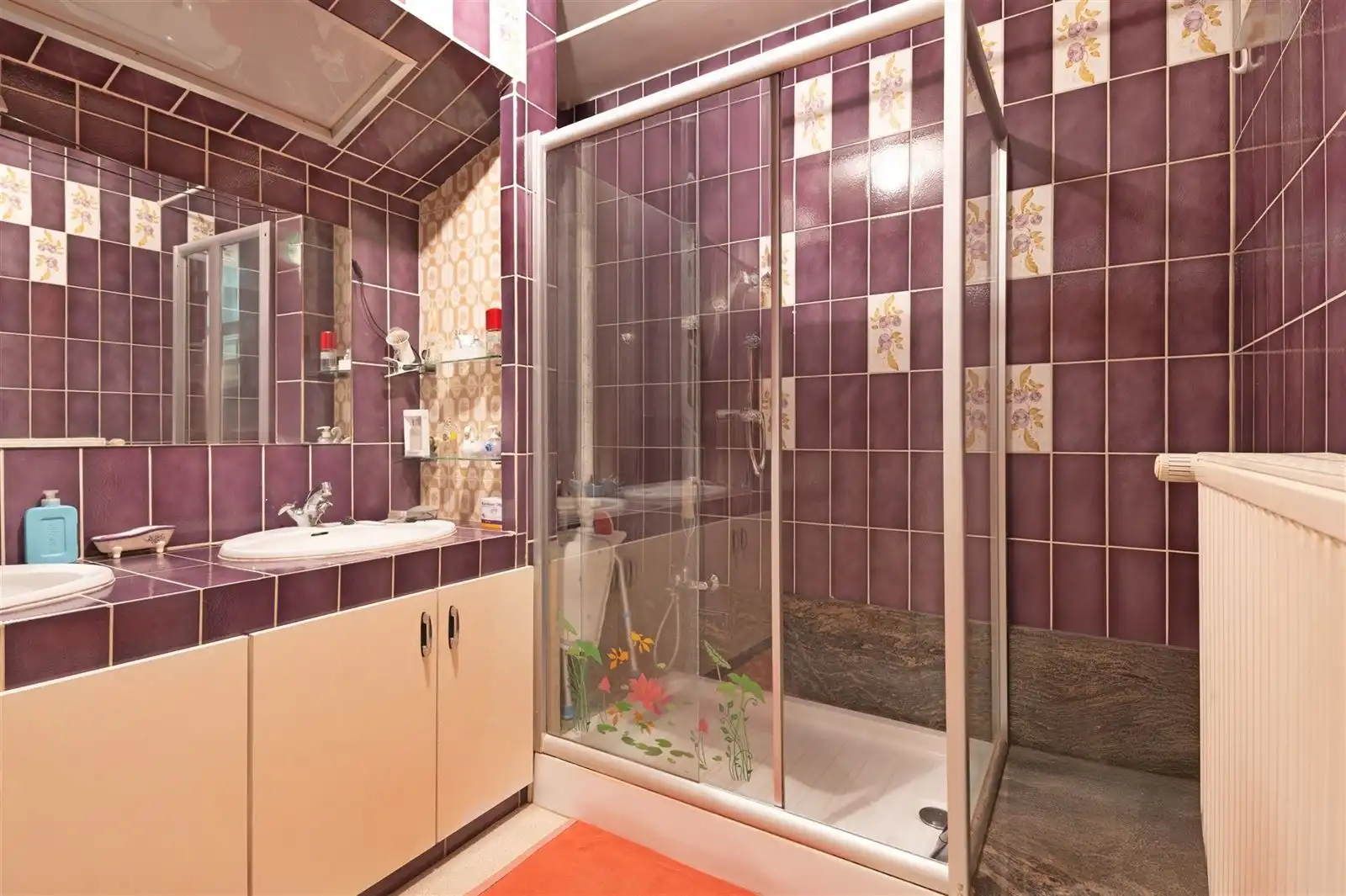 Gelijkvloers Appartement met garage en tuin foto 19