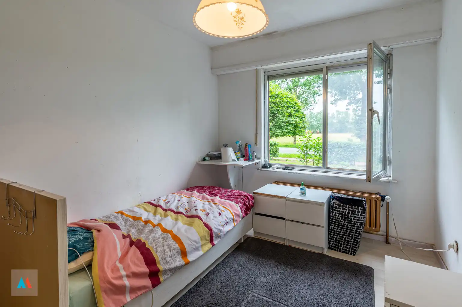 Vrijstaande woning met stal  foto 12