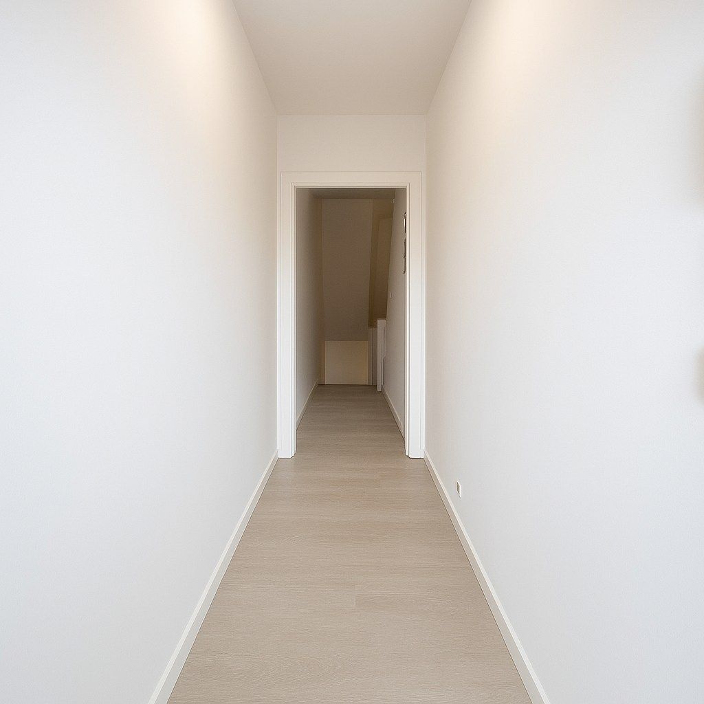 Te koop: Uitzonderlijk ruime stadswoning met 6 slaapkamers, garage en tuin in het hart van Sint-Niklaas! foto 16