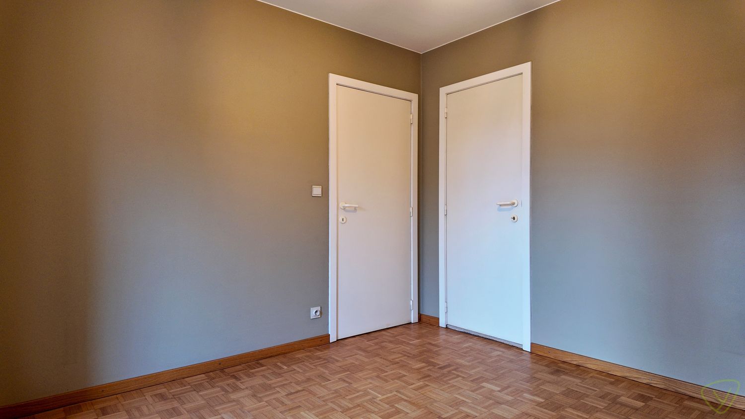 Lichtrijk appartement met terras in de Boelare te Eeklo! foto 8