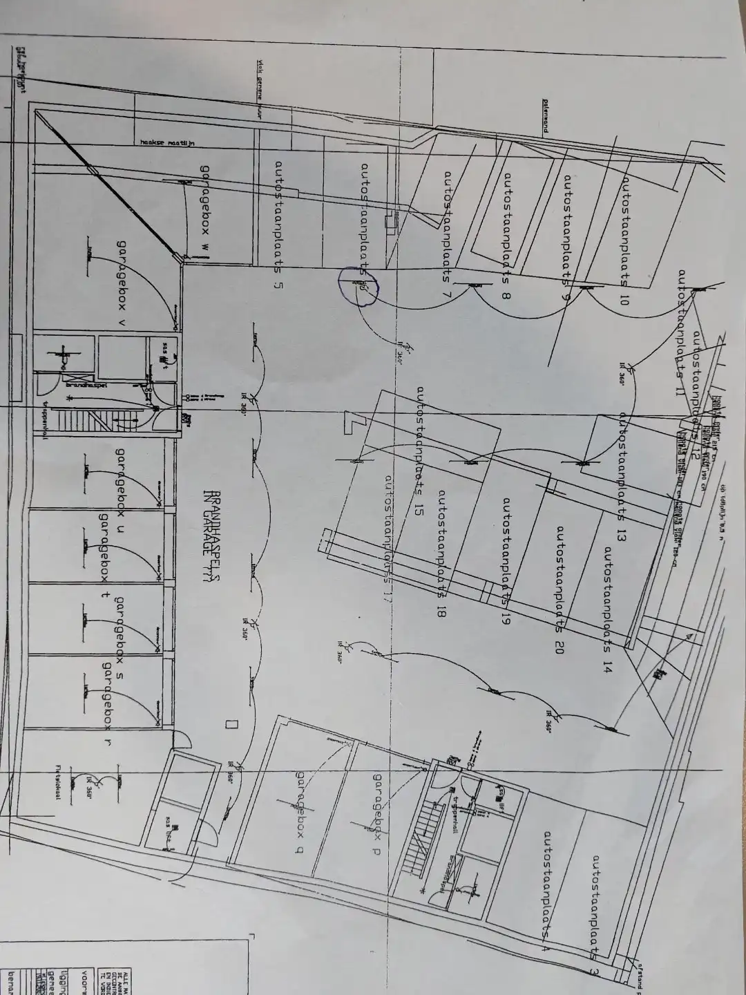Ondergrondse autostaanplaats foto 7