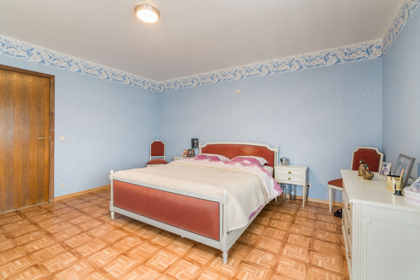 Zeer ruime woning met 4 slaapkamers, opslagruimte, hobbyruimte, ... foto 15