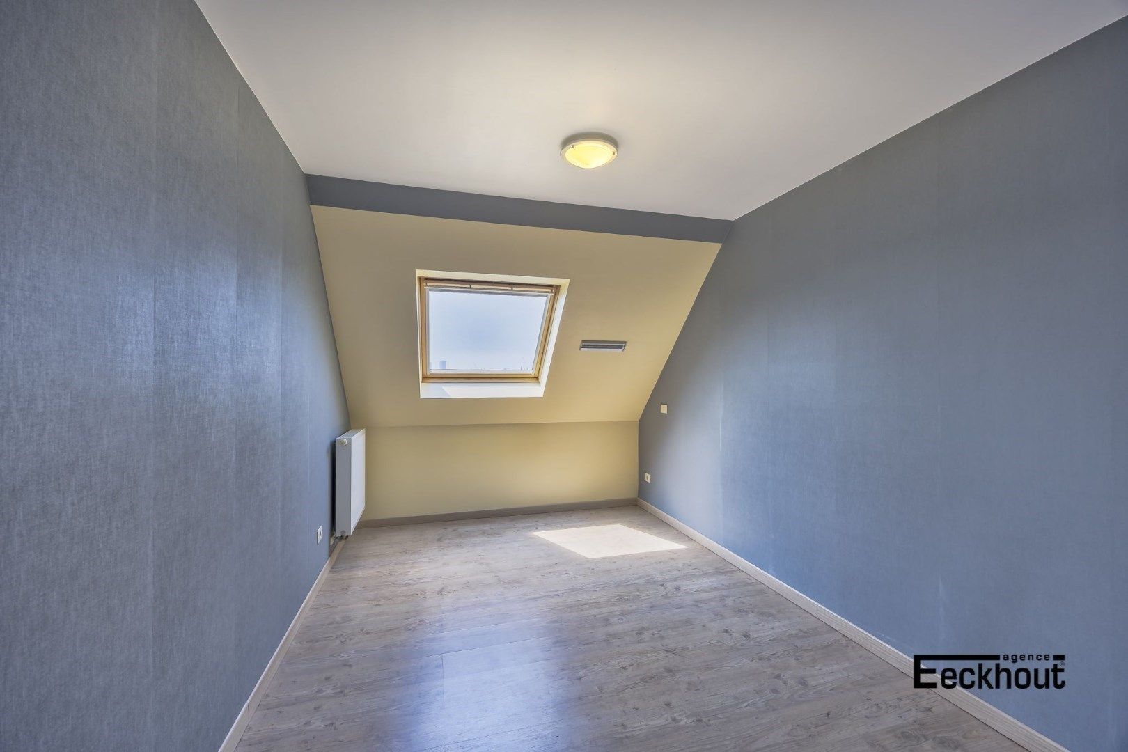 Zeer ruime, recente woning met open zicht op de Spuikom! foto 15