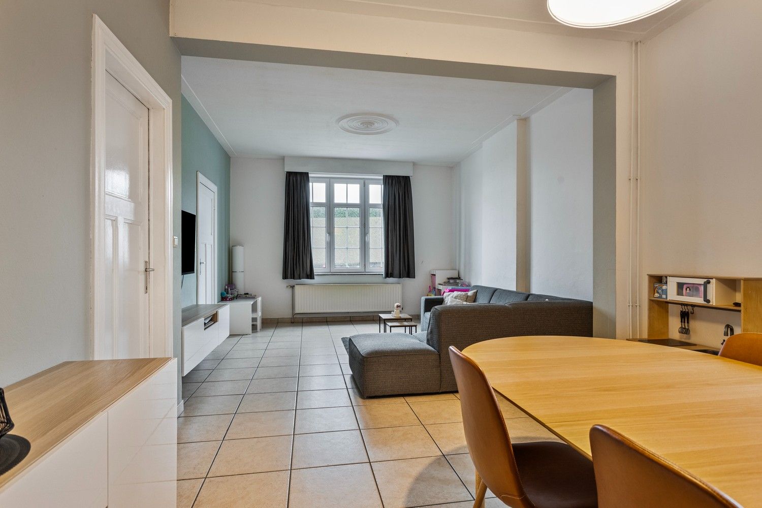 Op te frissen gezinswoning met 3 ruime slaapkamers én veel potentieel in het centrale Kesselt, Lanaken foto 6