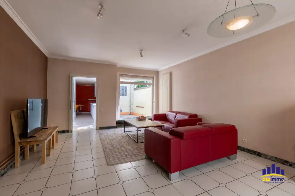 Ruime herenwoning van 275 m² met 4 slaapkamers en praktijkruimte foto 6