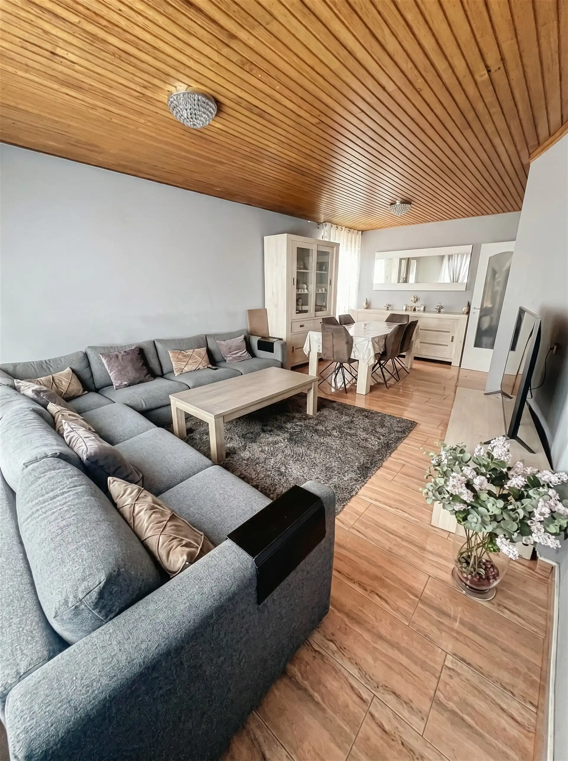 Appartement met 3 slaapkamers te koop in Borgerhout ! foto 3