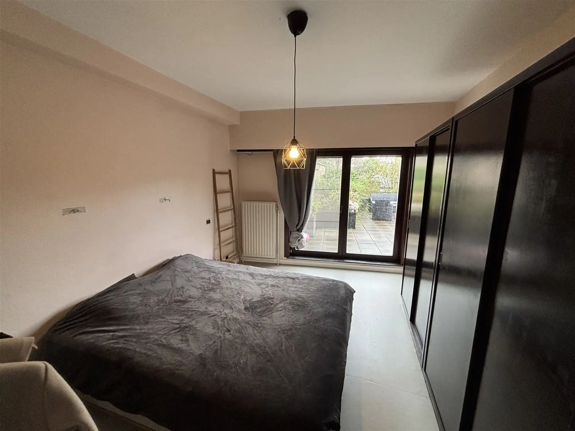 Zeer ruim appartement in centrum Edegem te huur foto 15