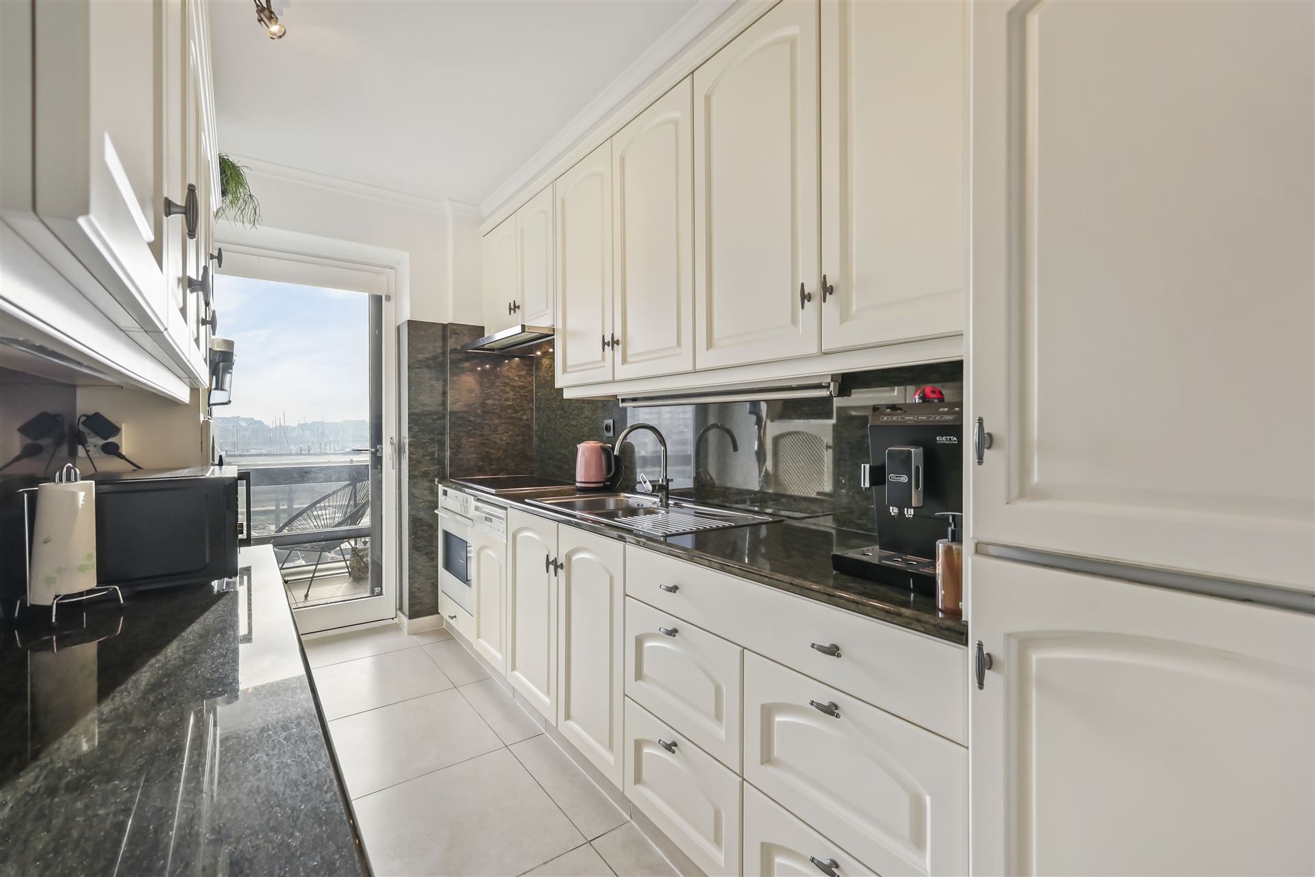 JACHTHAVEN / GROOT TERRAS  foto 17