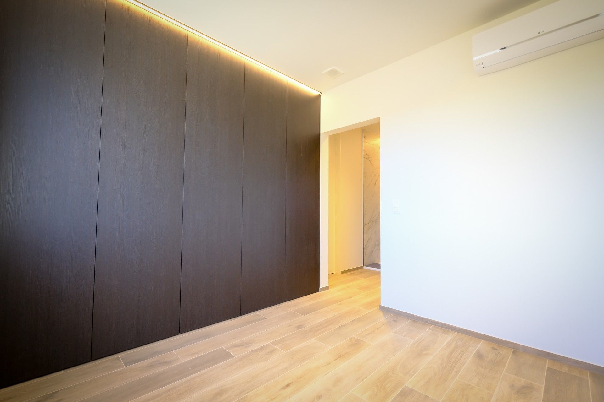 Luxueus appartement van 100 m² met ruim terras van 19 m² foto 16