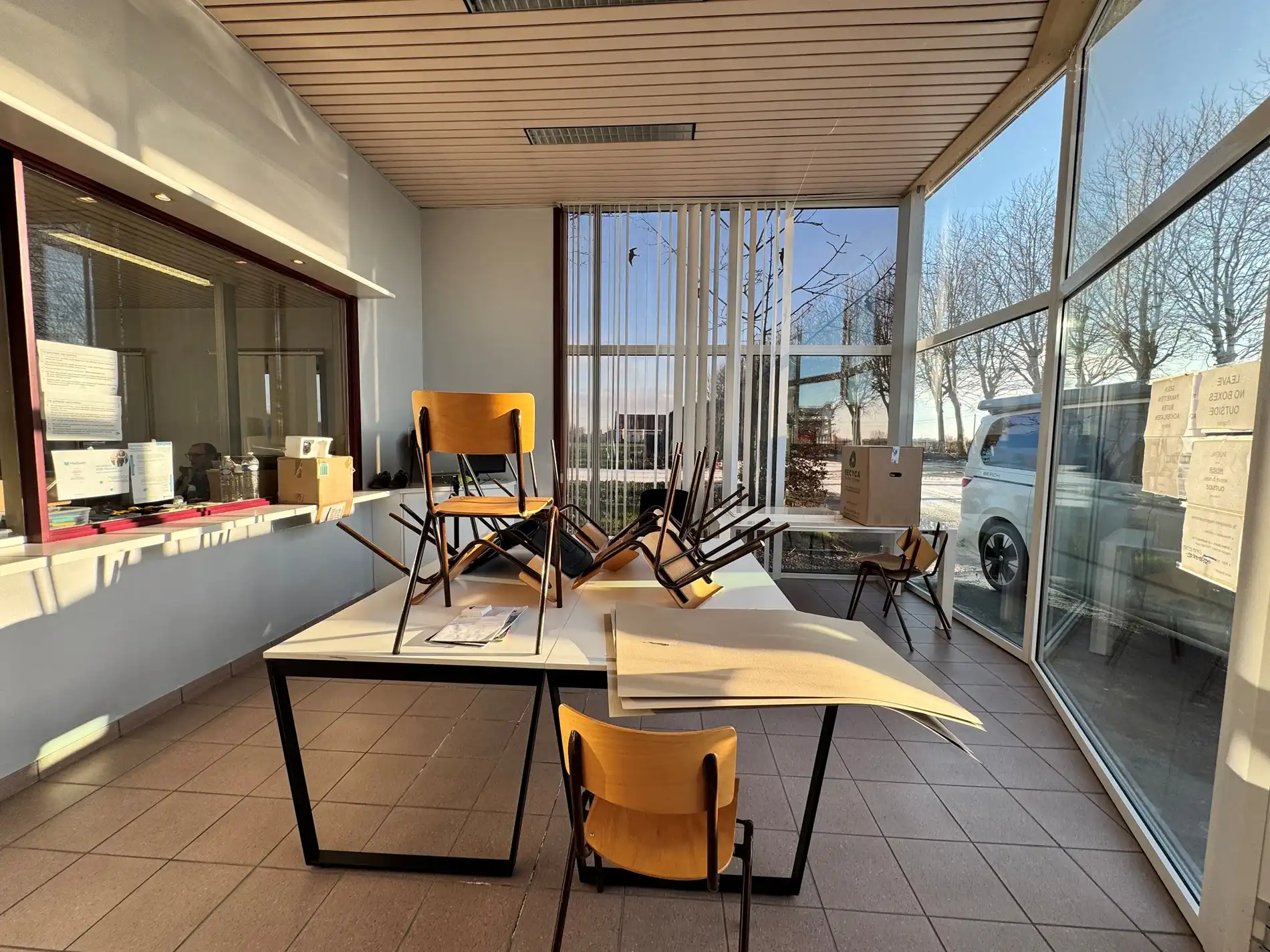 Loods met burelen te huur te Koekelare  foto 23