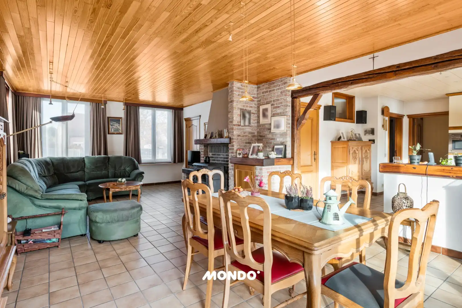 Landelijke woning met 4 slaapkamers en een ruime tuin in een groene omgeving! foto 9