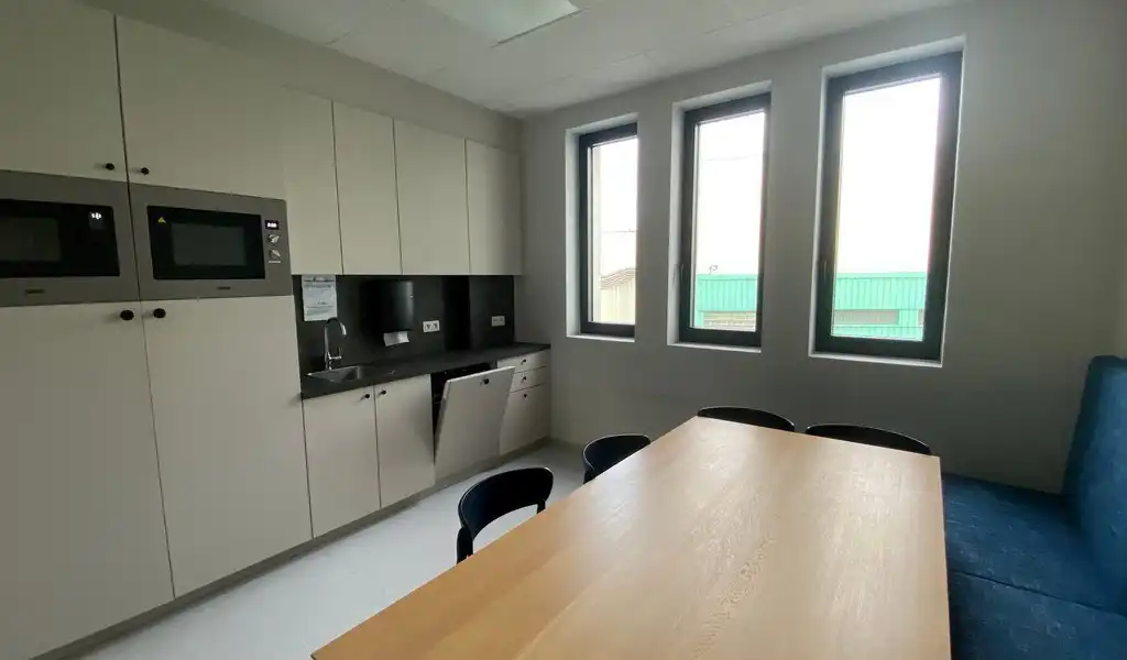 Volledig ingerichte kantoren te huur in Zwijnaarde foto 6