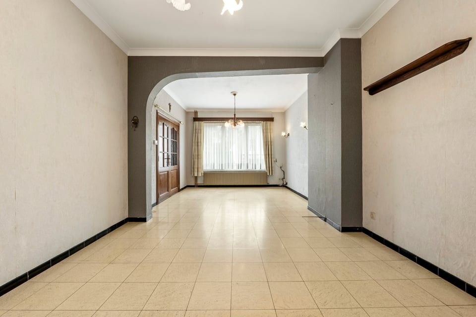 TE RENOVEREN STADSWONING IN SINT-TRUIDEN foto 9