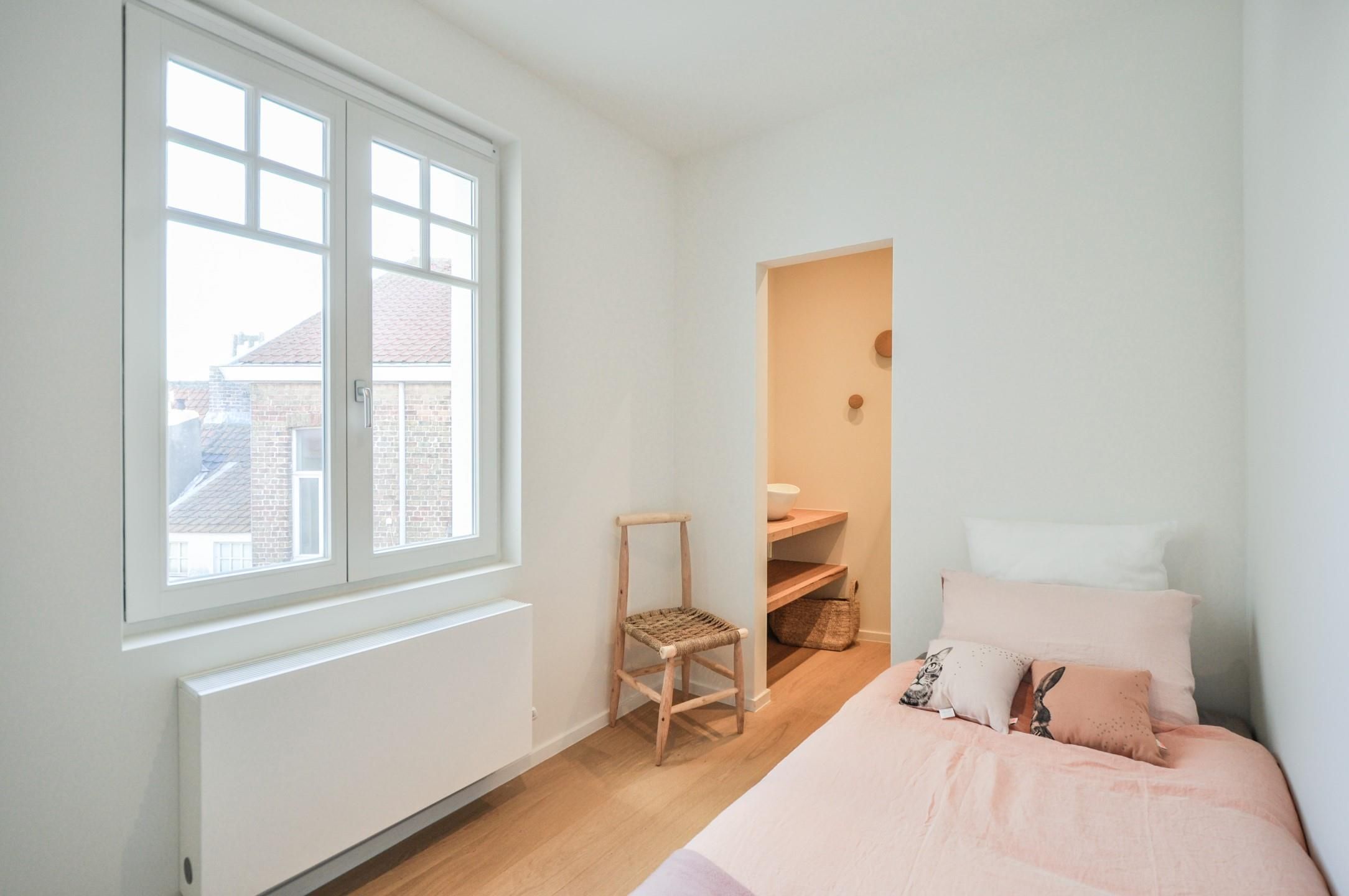 Hedendaags gerenoveerd DUPLEX appartement met 3 slpk... foto 17