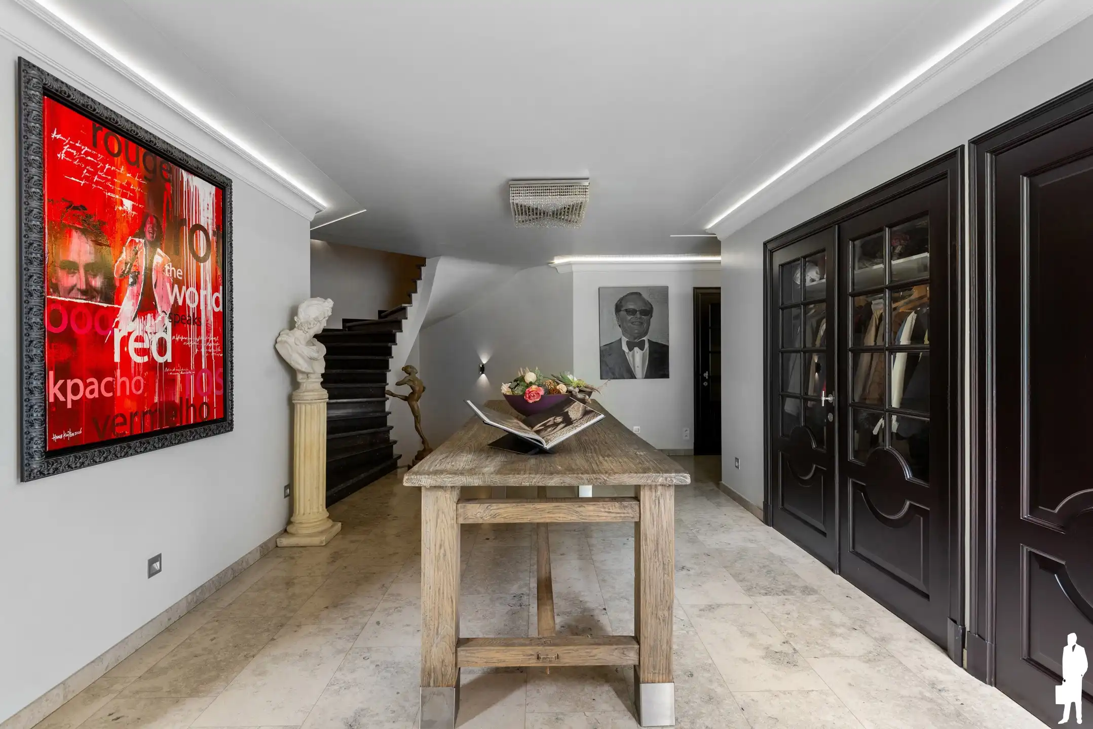 Exclusieve villa met zwembad op een perceel van 6.420 m² foto 3