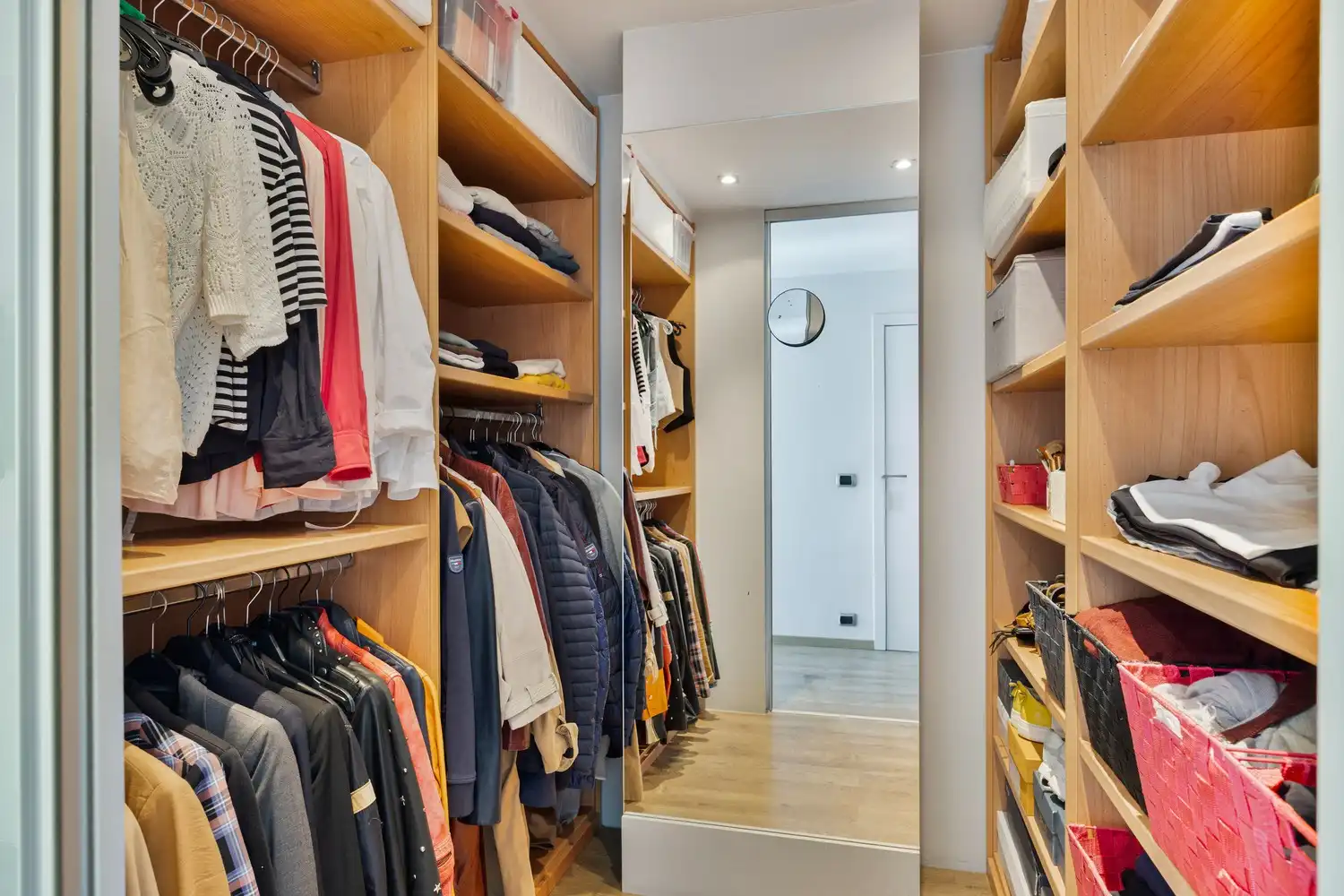 Stijlvol wonen in As: ruime, instapklare woning met tuin en garage foto 34